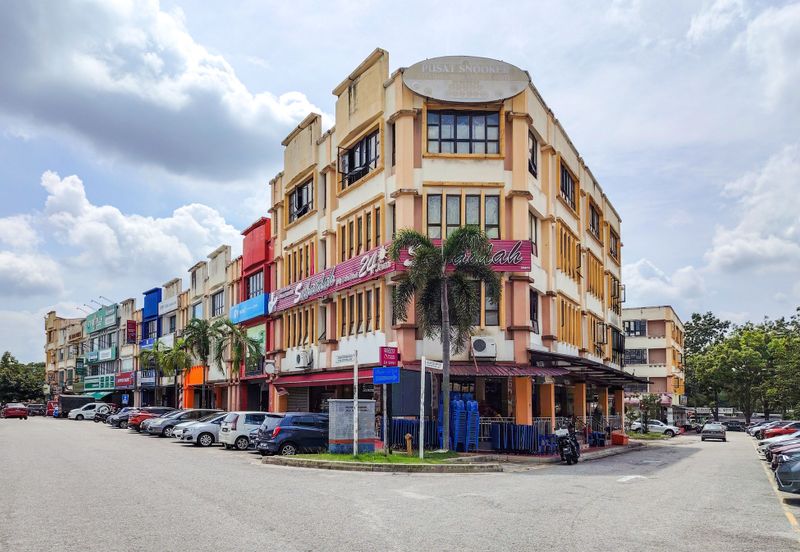 Kota Damansara High Visibility Corner Shop  For Sale