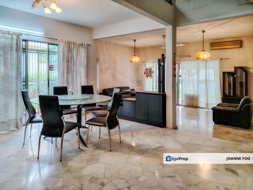 Damansara Gated Guarded, Great Security ,Well Maintained 2 Storey  Semi Detached , Selangor, Petaling Jaya