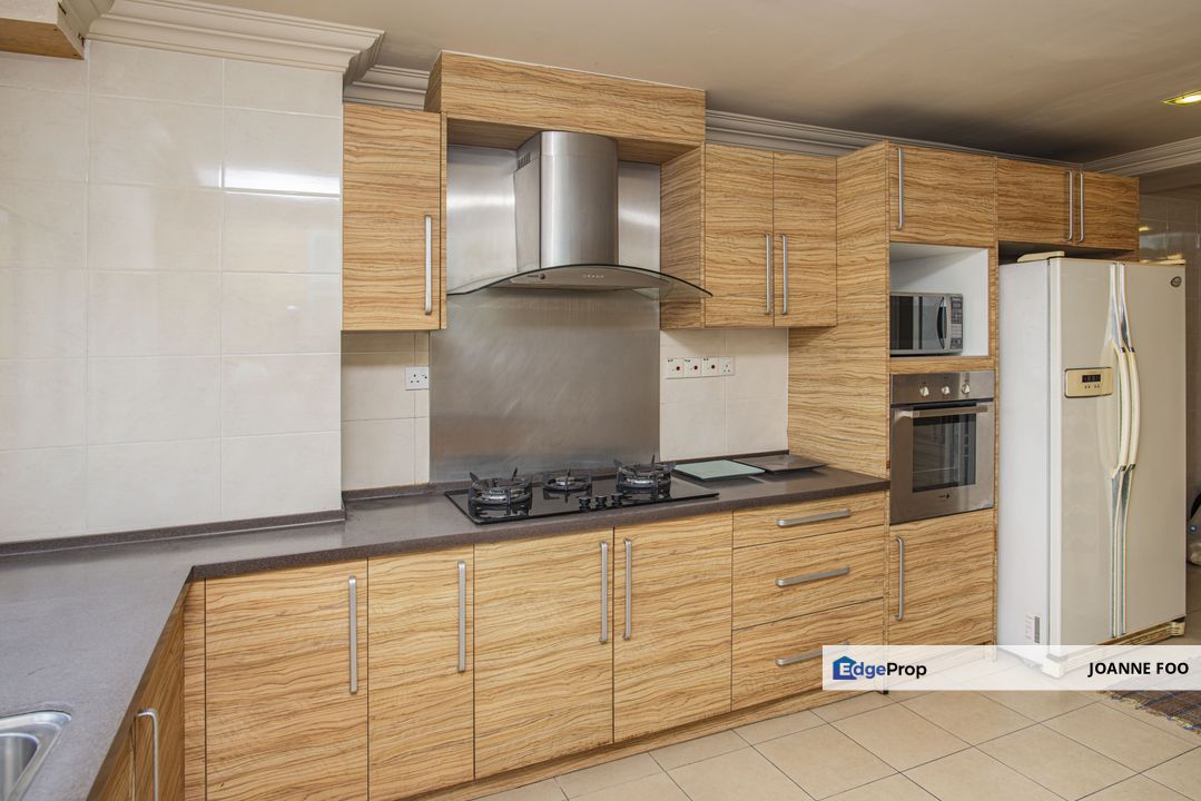 Rare Unit Low Dense Condo For Sale, Selangor, USJ