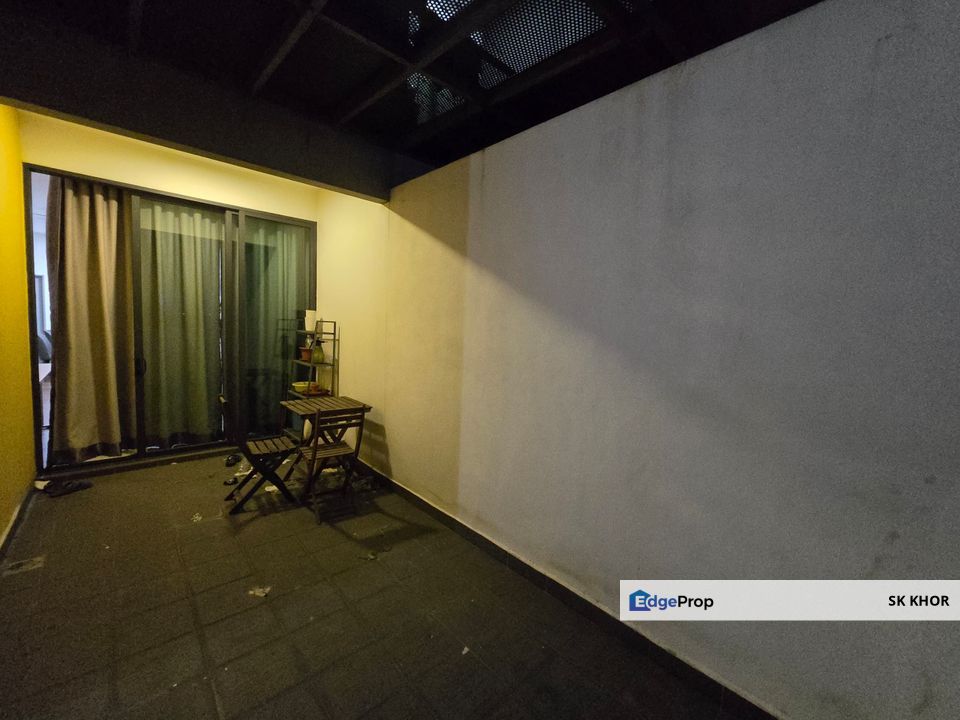 Freehold Silk Sky Service Residence Balakong For Sale00, Selangor, Balakong