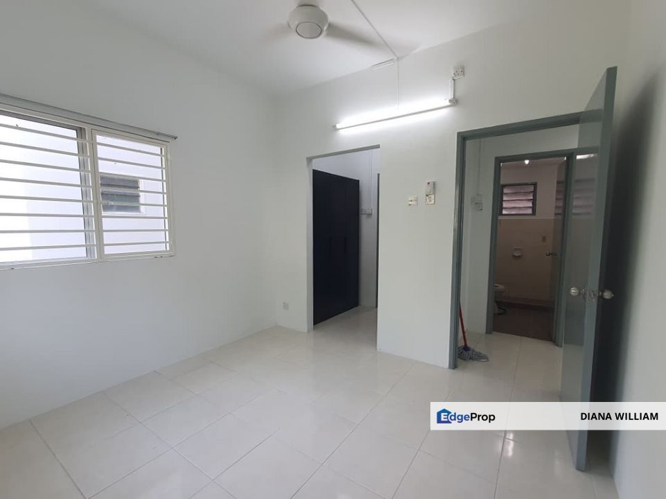Nice Unit Sierra Residency BUKIT KINRARA 5  Bandar Kinrara puchong Selangor for sale , Selangor, Bandar Kinrara Puchong