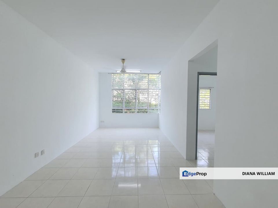 Nice Unit Sierra Residency BUKIT KINRARA 5  Bandar Kinrara puchong Selangor for sale , Selangor, Bandar Kinrara Puchong