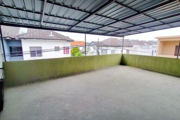 Persiaran Puncak Alam 2 