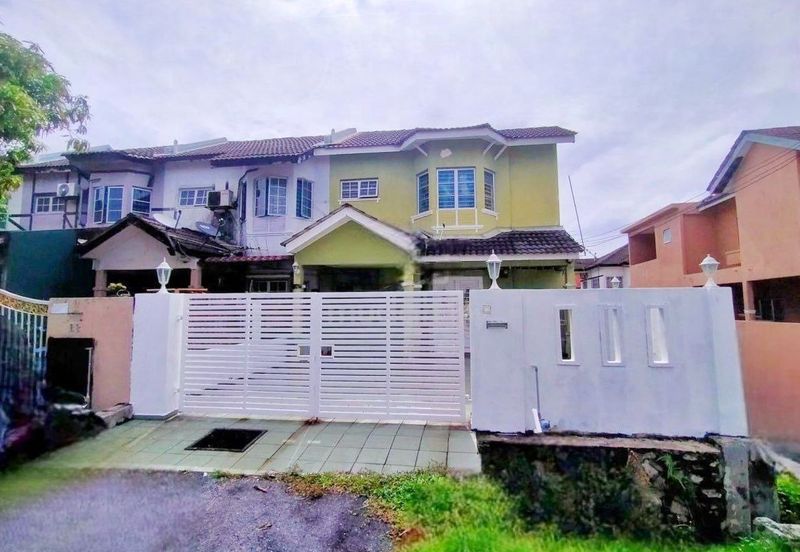 Persiaran Puncak Alam 2 