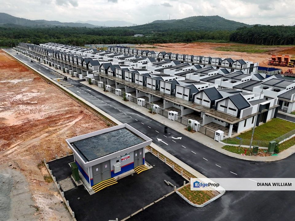 Brand New Single Storey J1 Residence Jenderam, Dengkil, Selangor, Dengkil