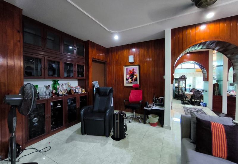 Seksyen 2, Shah Alam