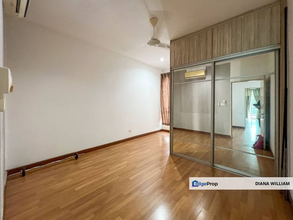 3 Storey Superlink Cassia Garden Residence Cyberjaya, Selangor, Cyberjaya