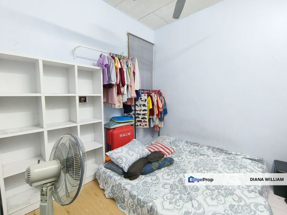 RENOVATED | FREEHOLD | Teres Setingkat Taman Pahlawan, Telok Panglima Garang, Selangor, Selangor, Telok Panglima Garang