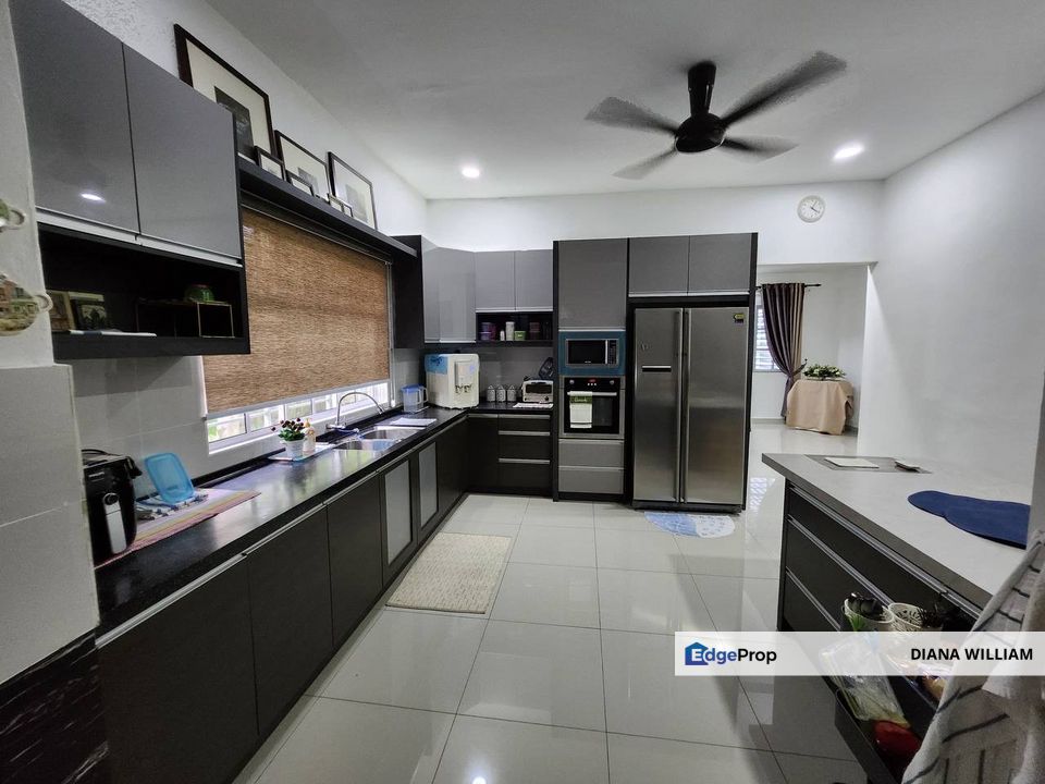 Double STOREY SEMI D BANDAR TASIK KESUMA, SEMENYIH For Sale, Selangor, Semenyih