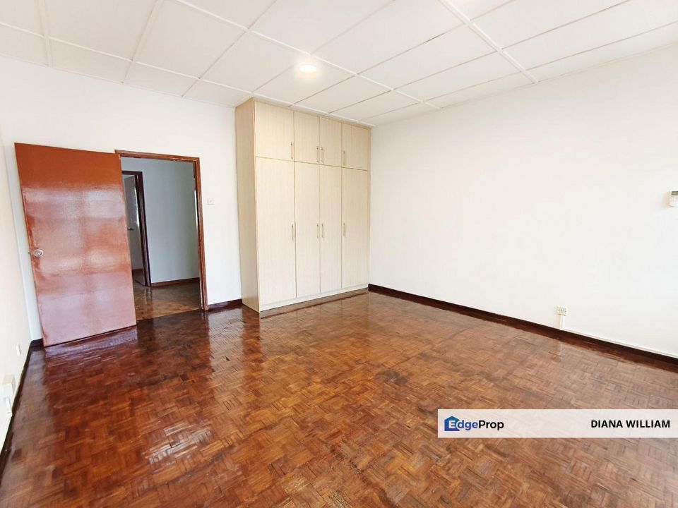 Double Storey House Berjaya Park  Seksyen 30 Shah Alam For Sale, Selangor, Shah Alam