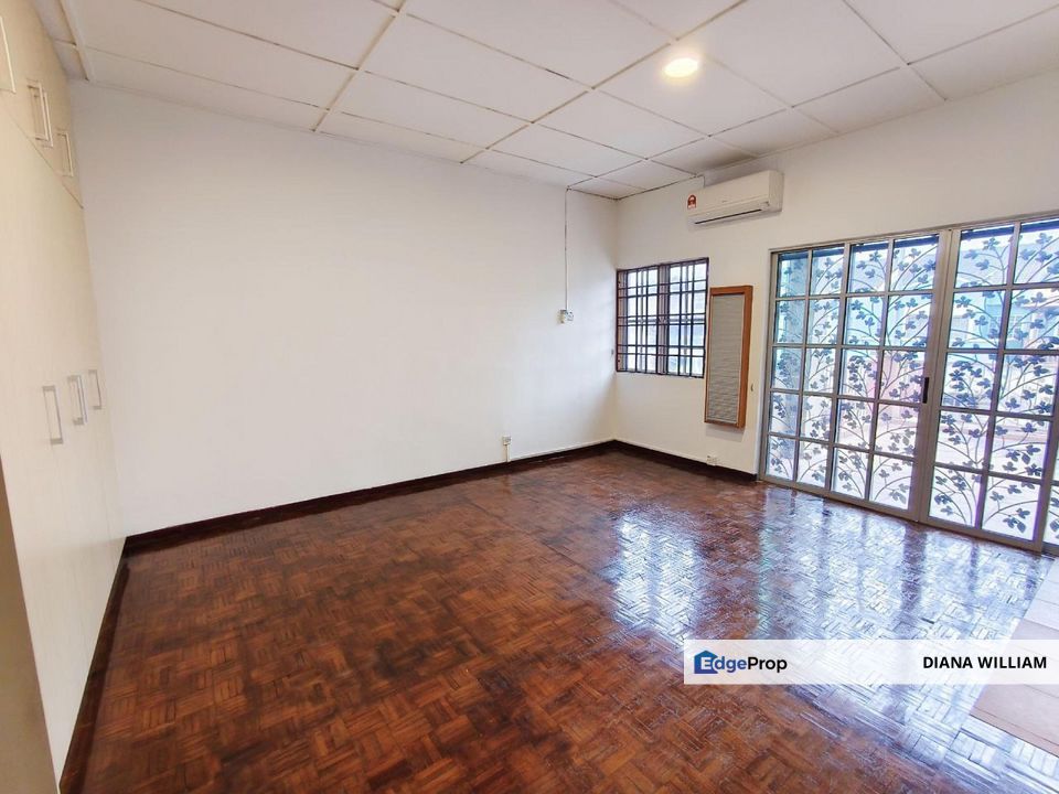 Double Storey House Berjaya Park  Seksyen 30 Shah Alam For Sale, Selangor, Shah Alam