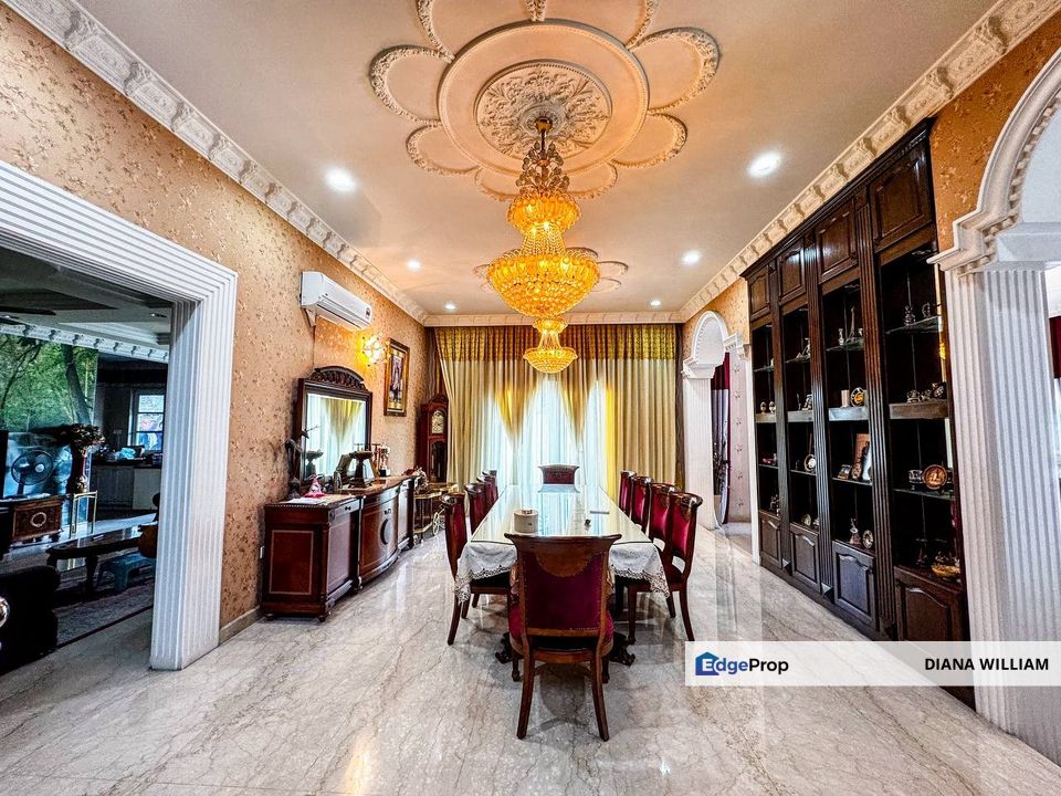 Bungalow House Kampung Melayu Ampang For Sale, Selangor, Ampang