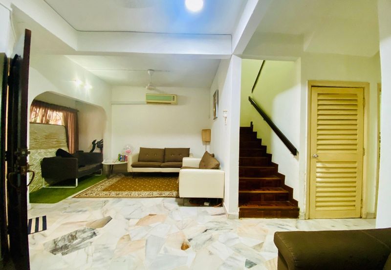 Bandar Tun Hussein Onn