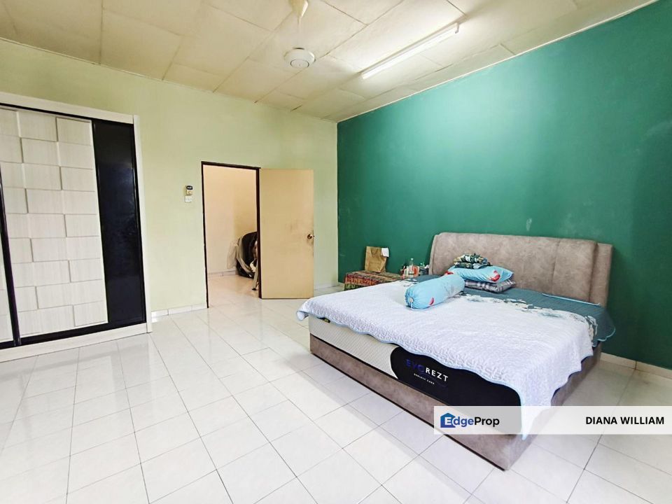 FACING OPEN Double Storey House Seksyen 23 Shah Alam FOR SALE, Selangor, Shah Alam