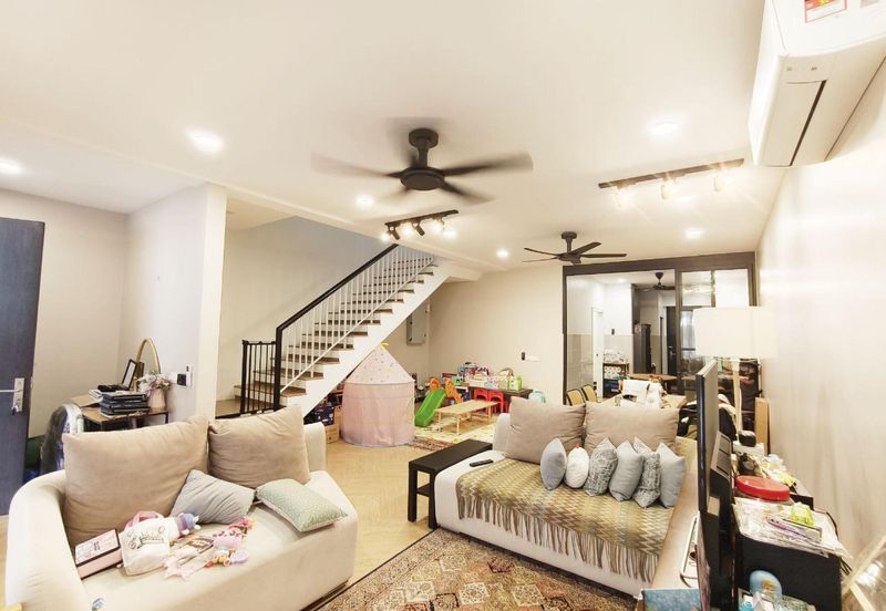 Elmina Green Three @ City of Elmina