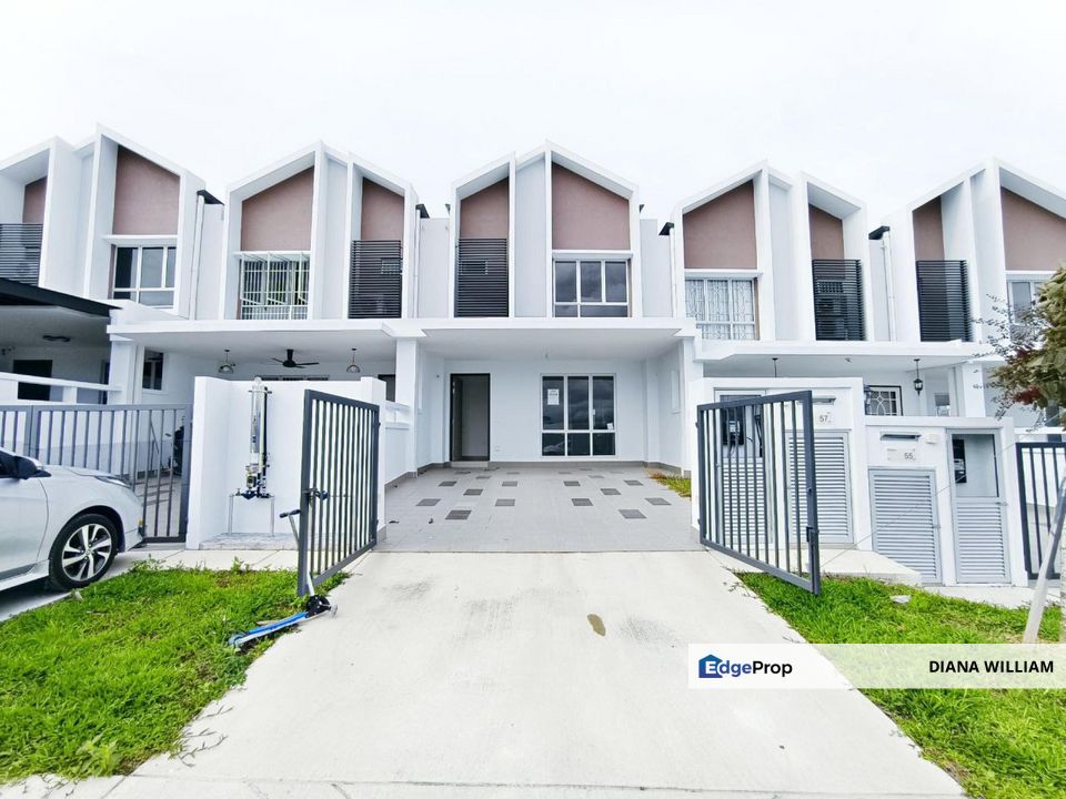 FACING OPEN Double Storey House Aderyn Setia Alam Sari Bangi For Sale , Selangor, Bangi