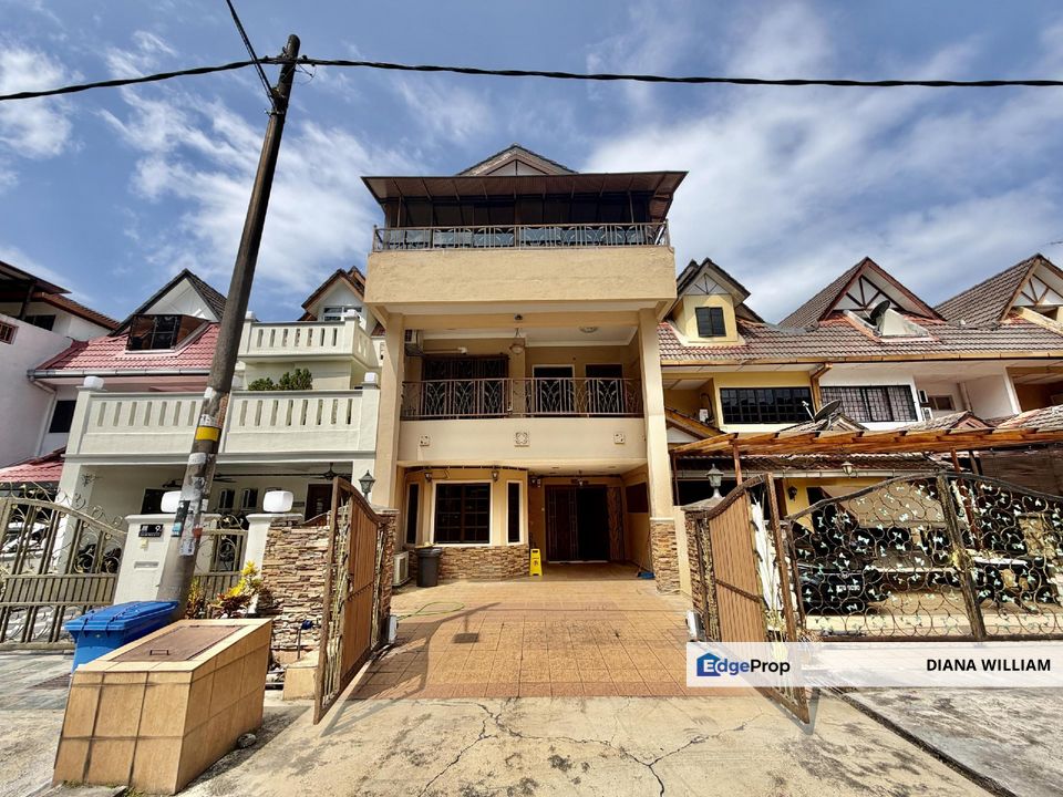 FULLY RENO & EXTENDED  3 Storey Taman Bukit Mulia Bukit Antarabangsa FOR SALE, Selangor, Ulu Kelang