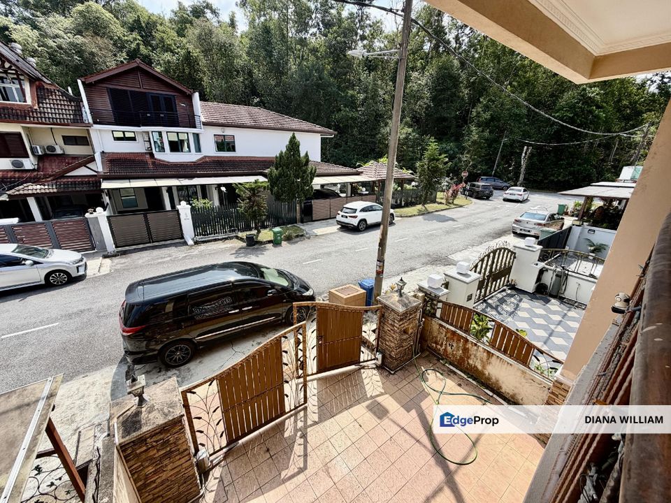 FULLY RENO & EXTENDED  3 Storey Taman Bukit Mulia Bukit Antarabangsa FOR SALE, Selangor, Ulu Kelang