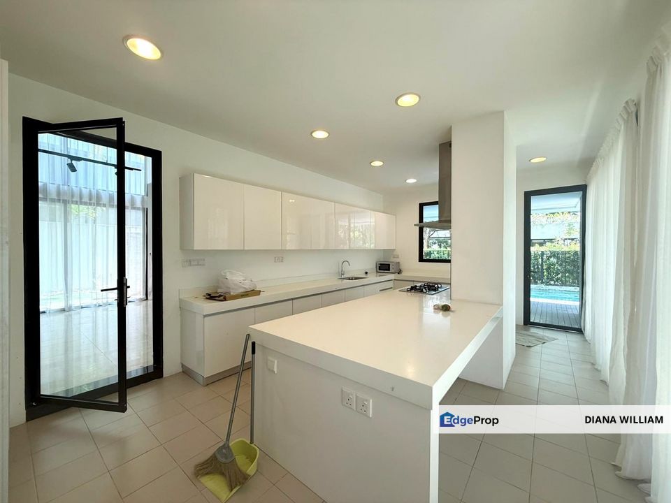  𝟯-𝗦𝘁𝗼𝗿𝗲𝘆 𝗗𝗲𝘀𝗶𝗴𝗻𝗲𝗿 𝗕𝘂𝗻𝗴𝗮𝗹𝗼𝘄 @ 𝟮𝟬 𝗧𝗿𝗲𝗲𝘀 𝗪𝗲𝘀𝘁, 𝗧𝗮𝗺𝗮𝗻 𝗠𝗲𝗹𝗮𝘄𝗮𝘁𝗶 FOR SALE, Selangor, Taman Melawati