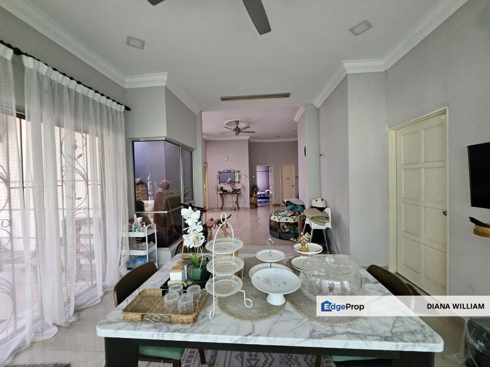 CORNER LOT Single Storey Semi D  TAMAN ACACIA Garden City Homes, Seremban 2 FOR SALE, Negeri Sembilan, Seremban