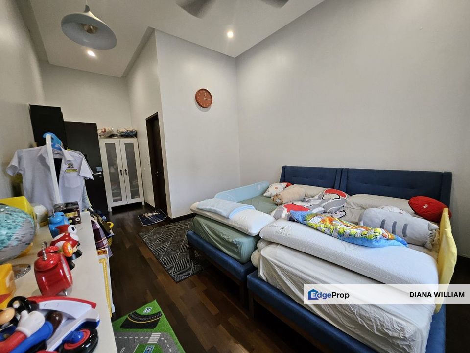 3 Storey Bungalow Tijani Ukay Ampang FOR SALE, Selangor, Ampang