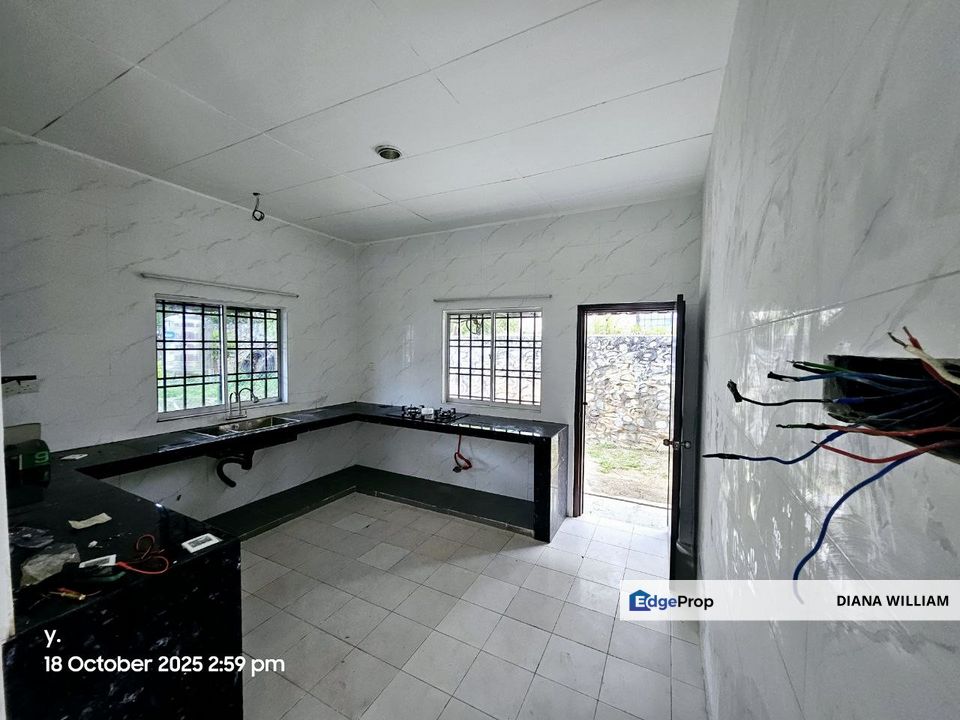 BUNGALOW SINGLE STOREY KOTA PERDANA BANDAR PUTRA PERMAI SERI KEMBANGAN FOR SALE, Selangor, Seri Kembangan