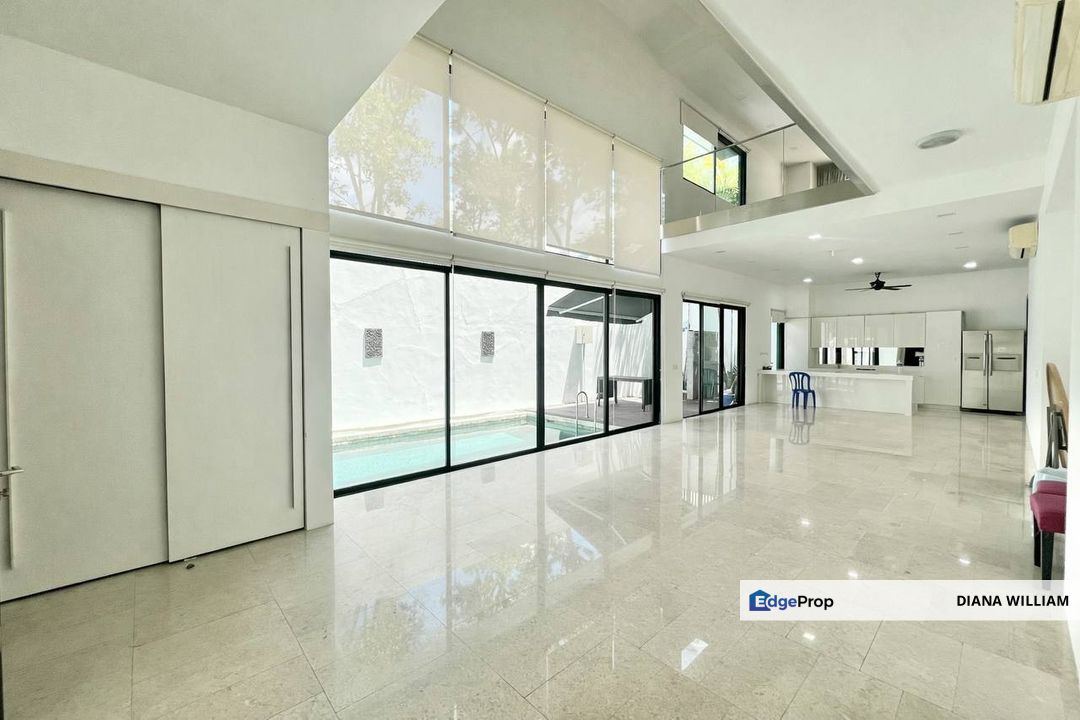 END LOT 3 STOREY BUNGALOW 20 TREES WEST Taman Melawati FOR SALE, Selangor, Taman Melawati