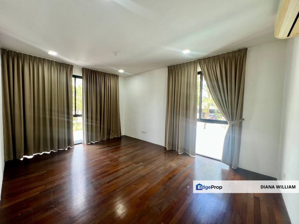 END LOT 3 STOREY BUNGALOW 20 TREES WEST Taman Melawati FOR SALE, Selangor, Taman Melawati