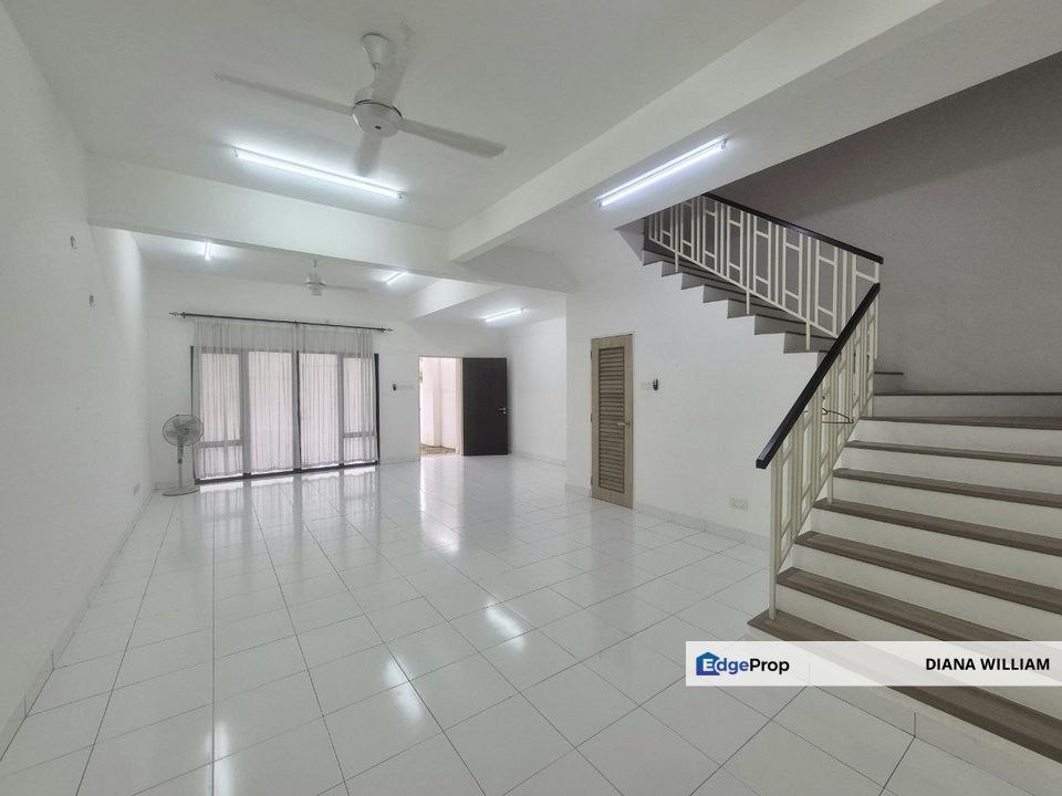 DOUBLE STOREY TERRACE DAHLIA SERENE HEIGHTS BANGI FOR SALE, Selangor, Bangi