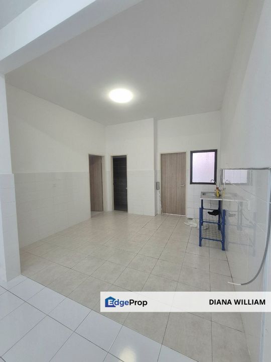 DOUBLE STOREY TERRACE DAHLIA SERENE HEIGHTS BANGI FOR SALE, Selangor, Bangi