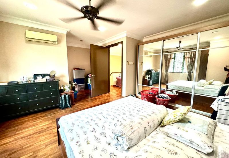 Lukisan @ Alam Impian