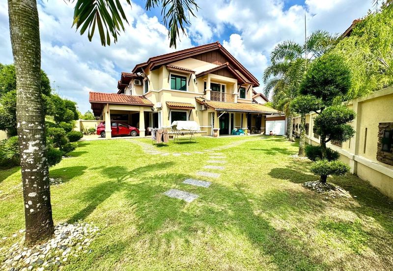 Lukisan @ Alam Impian