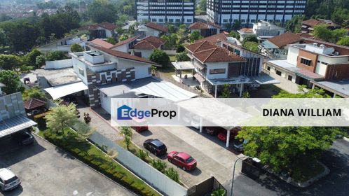 DOUBLE STOREY BUNGALOW BIG LAND & LARGE BUILT UP, BANYAN CLOSE, BANDAR BUKIT MAHKOTA KAJANG FOR SALE, Selangor, Bangi