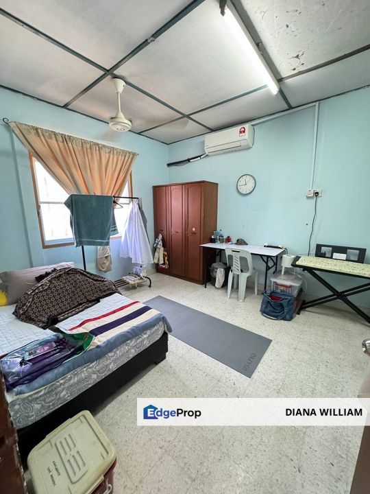 RENOVATED DOUBLE STOREY TERRACE 22x76  SEKSYEN 11 SHAH ALAM FOR SALE, Selangor, Shah Alam