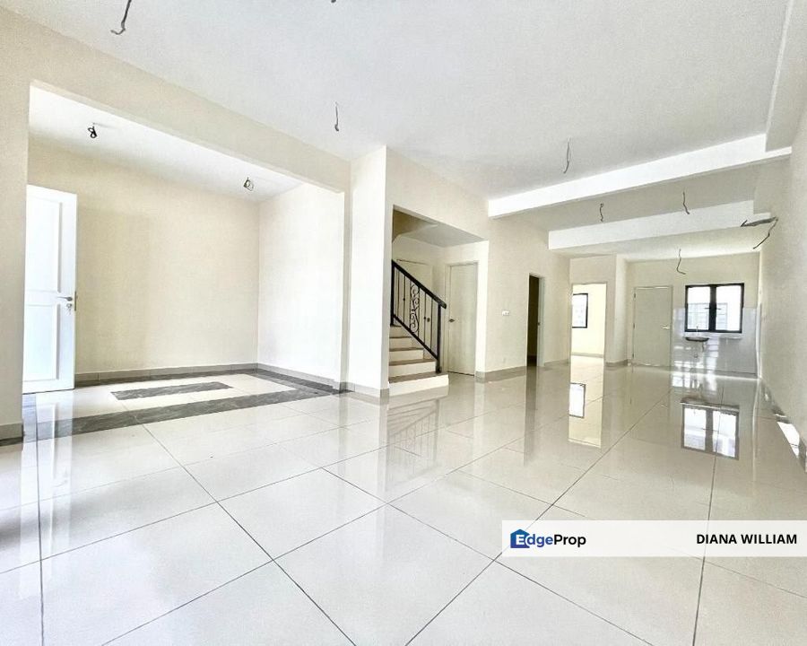 3 STOREY MONET GARDEN VILLA SUNSURIA CITY SEPANG, Selangor, Sepang