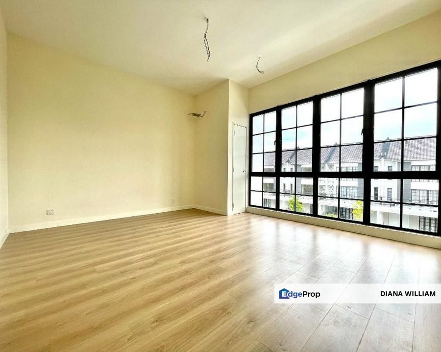 3 STOREY MONET GARDEN VILLA SUNSURIA CITY SEPANG, Selangor, Sepang