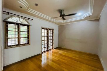 Jalan Suasana @ Tun Hussein Onn