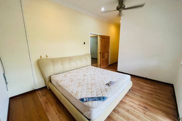 Jalan Suasana @ Tun Hussein Onn