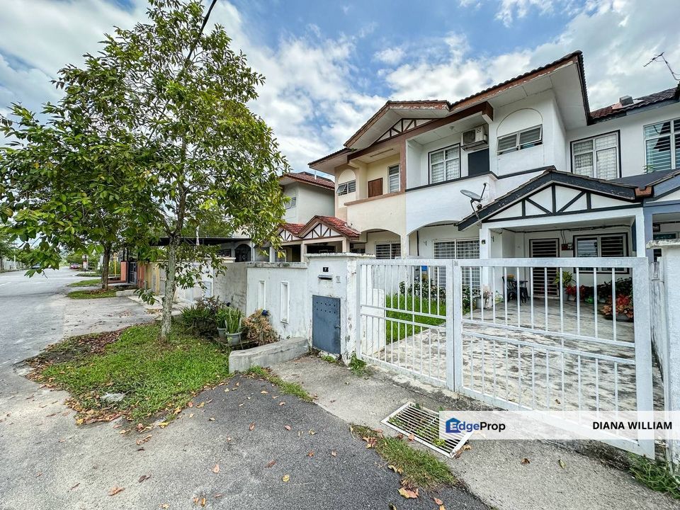TERMURAH FACING OPEN RENOVATED DOUBLE STOREY ALAM PERDANA PUNCAK ALAM ...