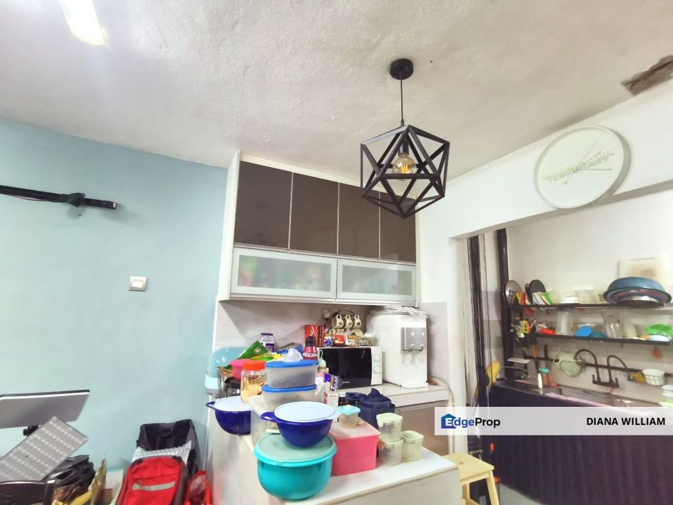 FREEHOLD TERES 2.5 TINGKAT  TAMAN DESA SETAPAK WALKING DISTANCE LRT STATION FOR SALE, Kuala Lumpur, Wangsa Maju