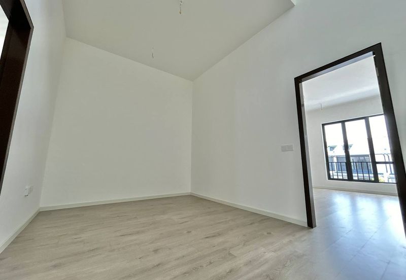 Nadira 3 @ Bukit Raja