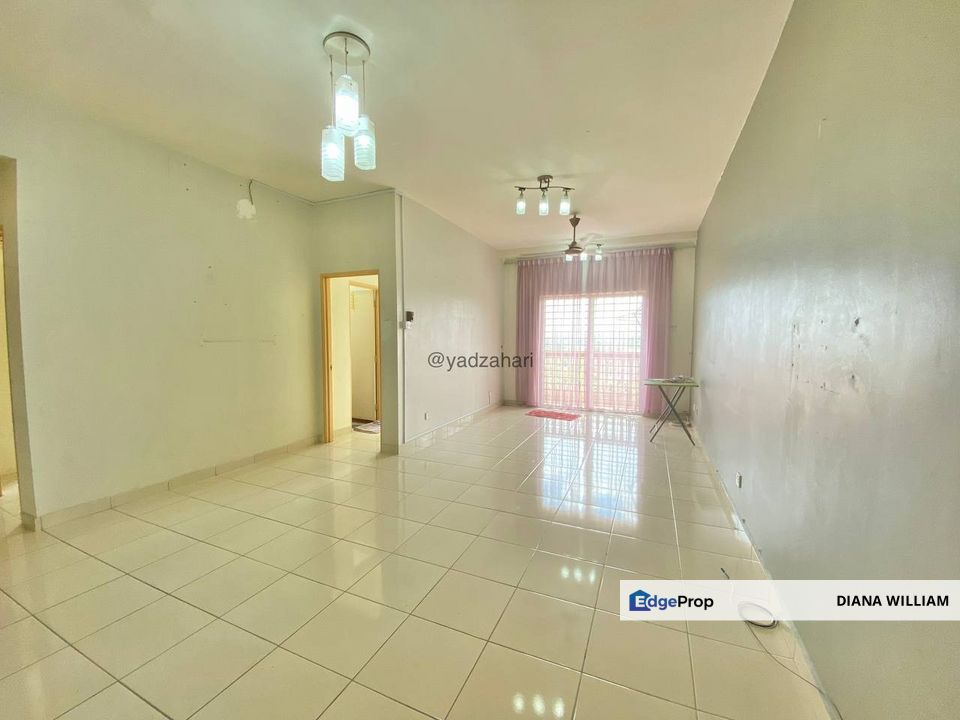 [BELOW MV] For Sale : Sri Ixora Apartment, Sepakat Indah 2, Kajang , Selangor, Kajang