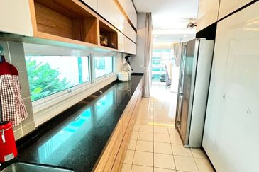 Clover Garden Residences