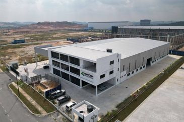 3 Storey Factory Eco Business Park V-West Gate (PUNCAK ALAM) FOR SALE 