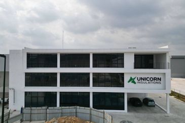 3 Storey Factory Eco Business Park V-West Gate (PUNCAK ALAM) FOR SALE 