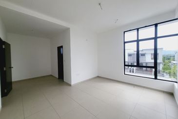 Everna @ Setia EcoHill