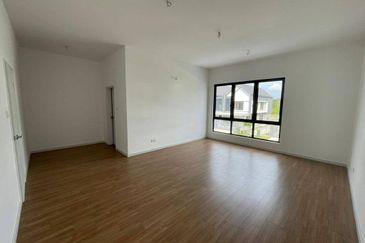 Lily Encorp Cahaya Alam