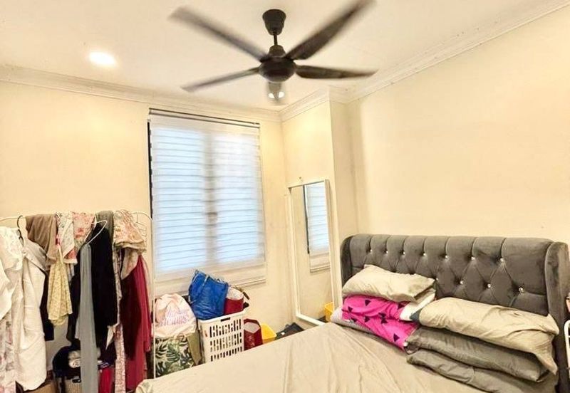 Crescent Park Townvilla