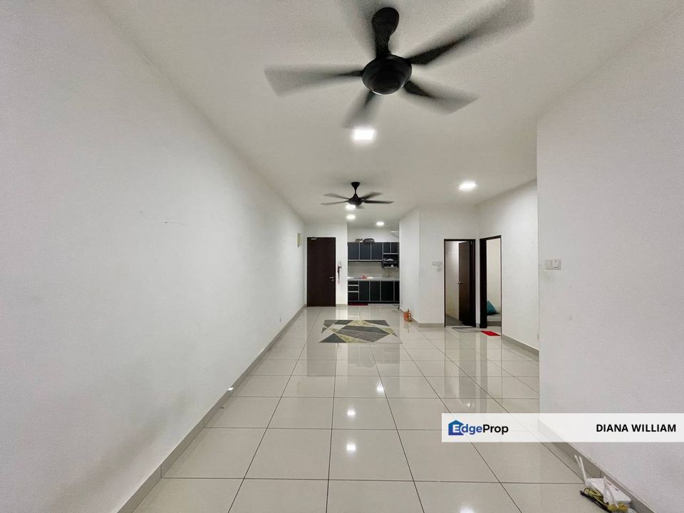 END LOT Facing Pool Residensi Zamrud, Jalan Zamrud Utama, Kajang For Sale, Selangor, Kajang