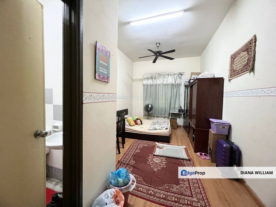 Semi D 2 Storey Taman Impian Putra, Bandar Seri Putra Bangi For Sale  , Selangor, Kajang